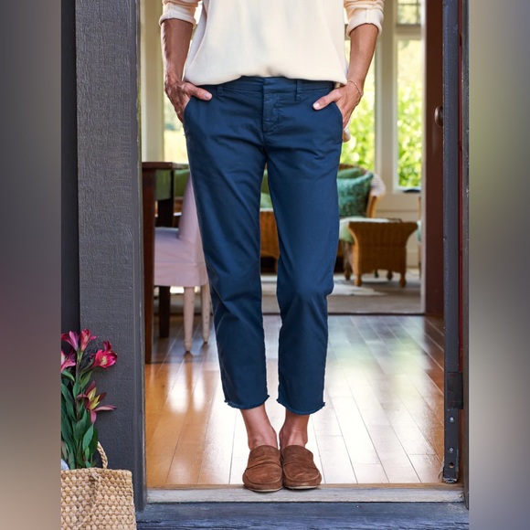 Frank and‎ Eileen WICKLOWThe Italian Chino navy blue size 0